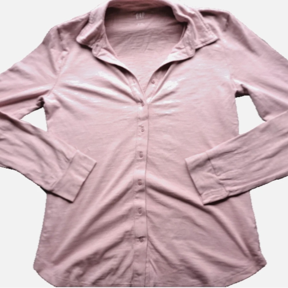 Women's Pink Button-Up Top
